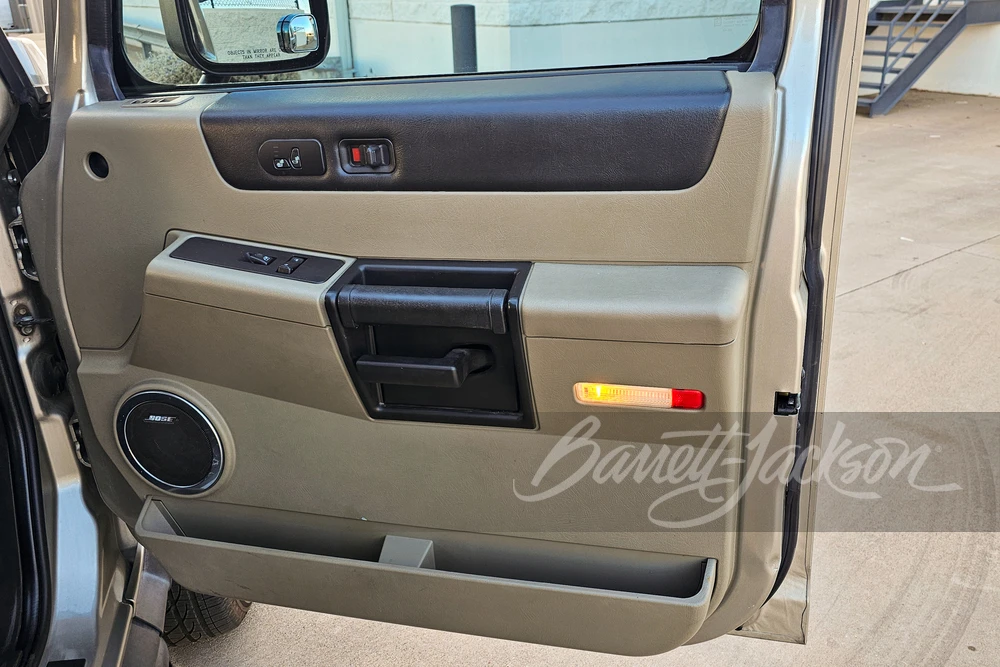2005 Hummer Hummer H2 - Image 9 of 18