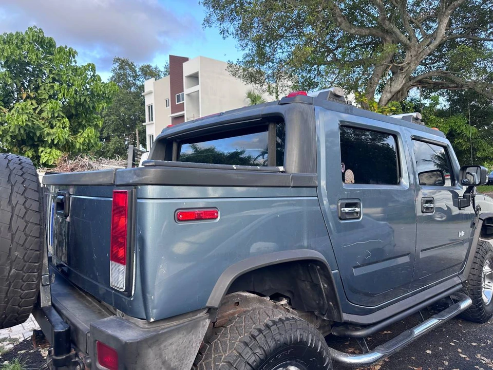 2005 Hummer Hummer H2 - Image 11 of 12