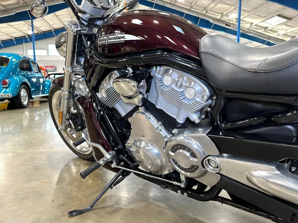 2005 Harley-Davidson V-Rod - Image 15 of 30
