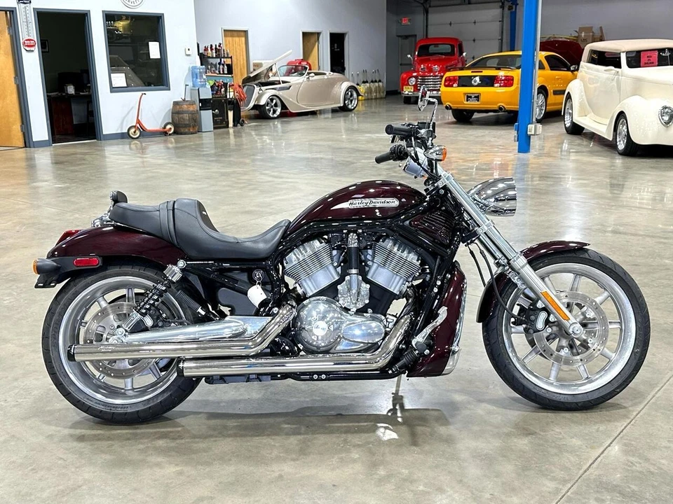 2005 Harley-Davidson V-Rod - Image 9 of 30
