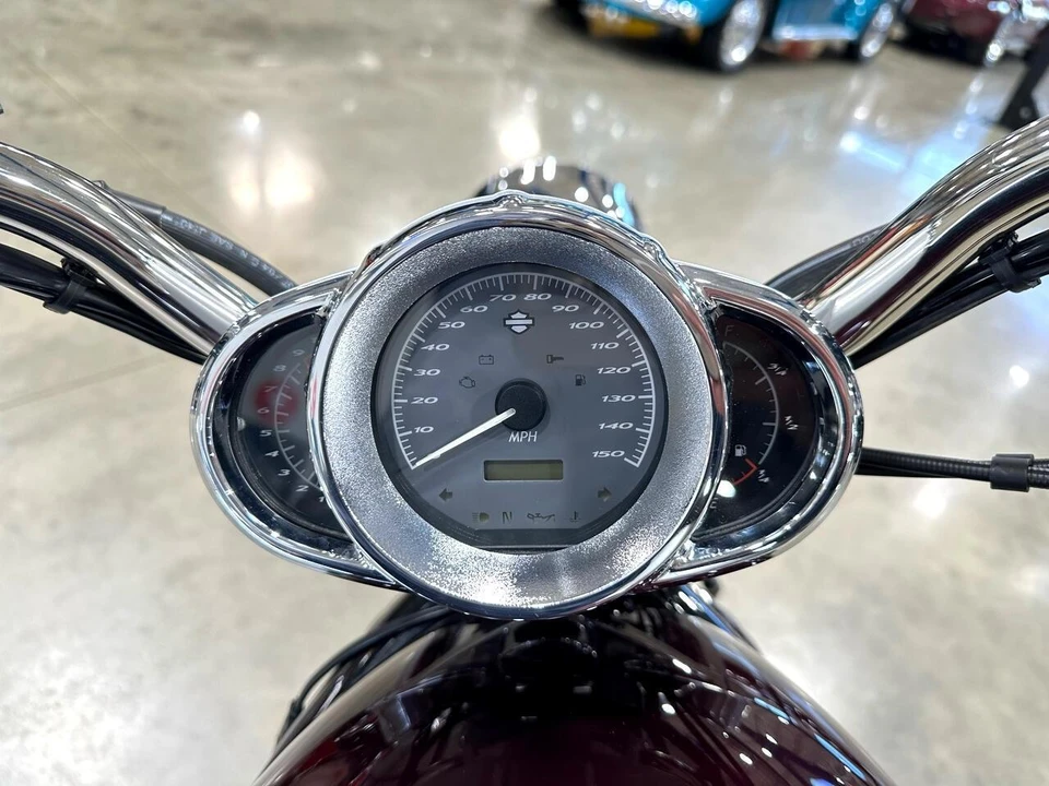 2005 Harley-Davidson V-Rod - Image 19 of 30