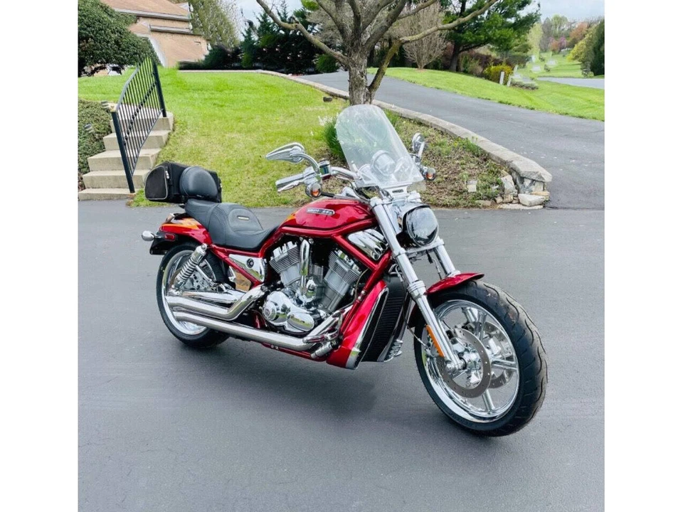2005 Harley-Davidson V-Rod - Image 2 of 19