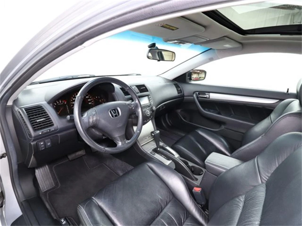 2005 Honda Accord 7th Gen - Image 8 of 31