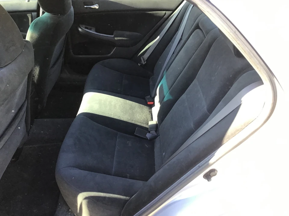 2005 Honda Accord 7th Gen - Image 13 of 21
