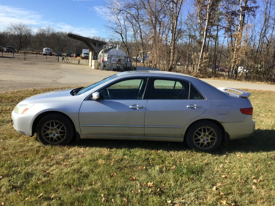 2005 Honda Accord 7th Gen - Image 7 of 21