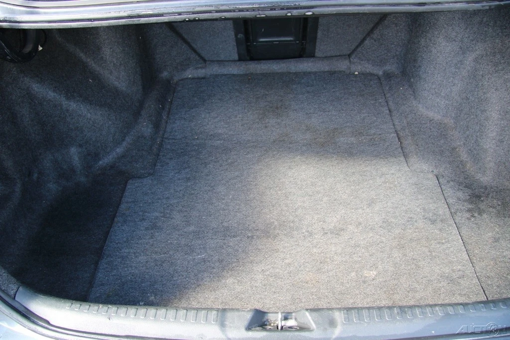 2005 Honda Accord 7th Gen - Image 19 of 21