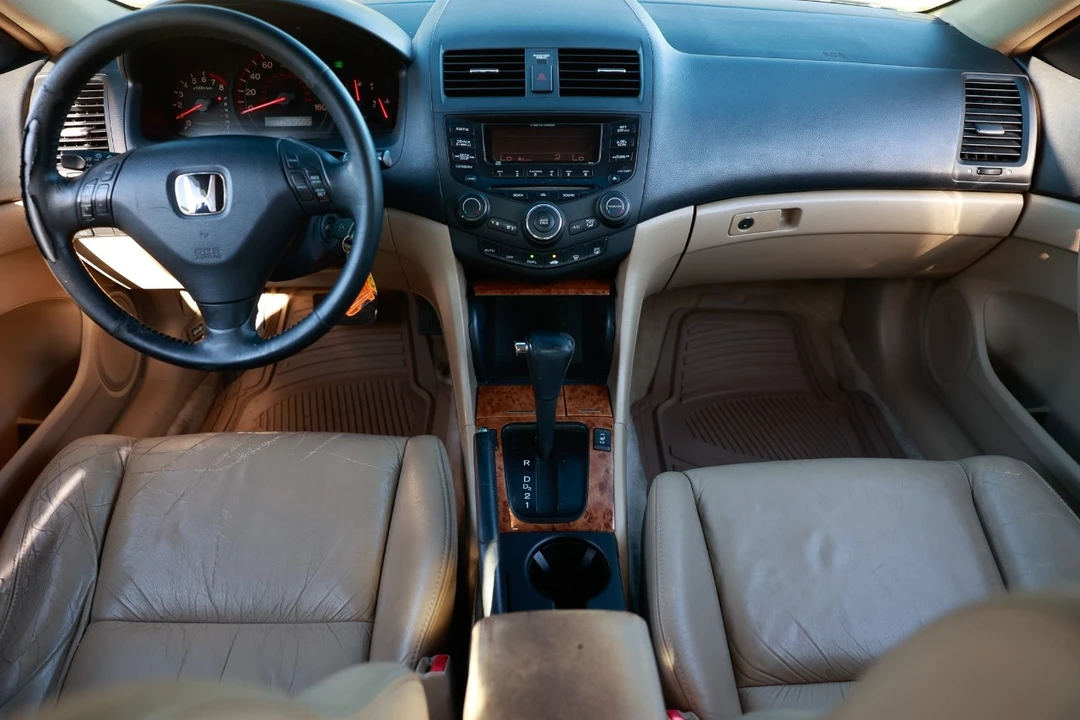 2005 Honda Accord 7th Gen - Image 2 of 12