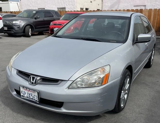 2005 Honda Accord 7th Gen - Image 3 of 13