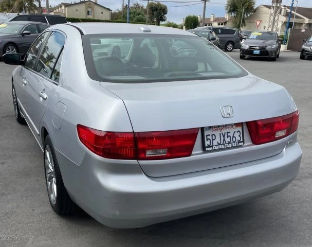 2005 Honda Accord 7th Gen - Image 5 of 13