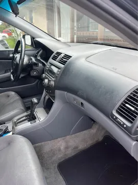 2005 Honda Accord 7th Gen - Image 2 of 8