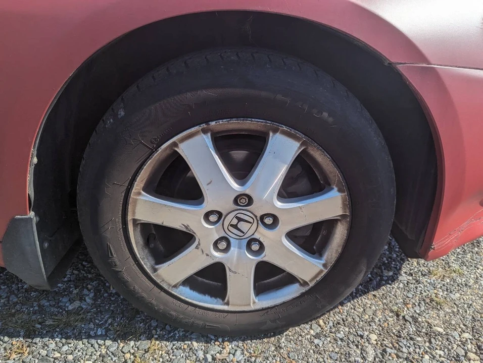 2005 Honda Accord 7th Gen - Image 9 of 21