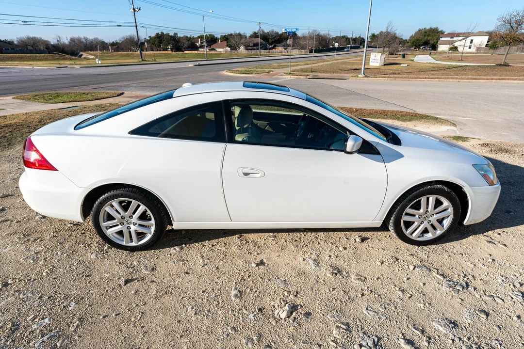 2005 Honda Accord 7th Gen - Image 13 of 31