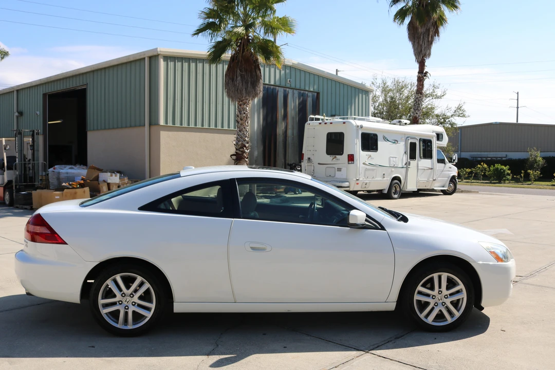 2005 Honda Accord 7th Gen - Image 13 of 31