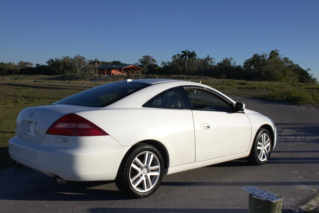 2005 Honda Accord 7th Gen - Image 12 of 31