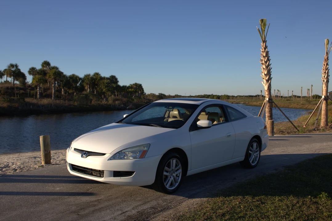 2005 Honda Accord 7th Gen - Image 7 of 31