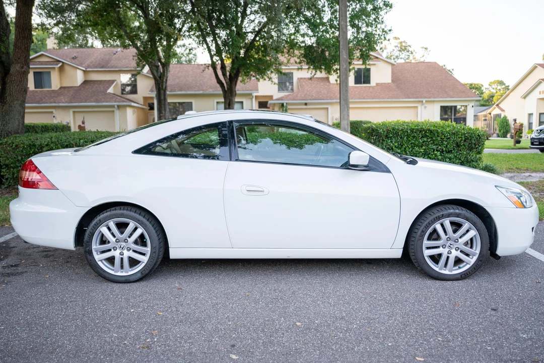 2005 Honda Accord 7th Gen - Image 11 of 31
