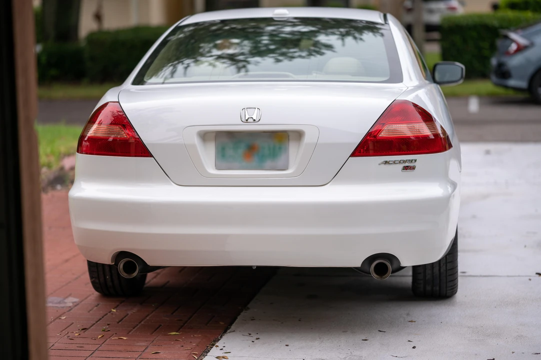 2005 Honda Accord 7th Gen - Image 9 of 31