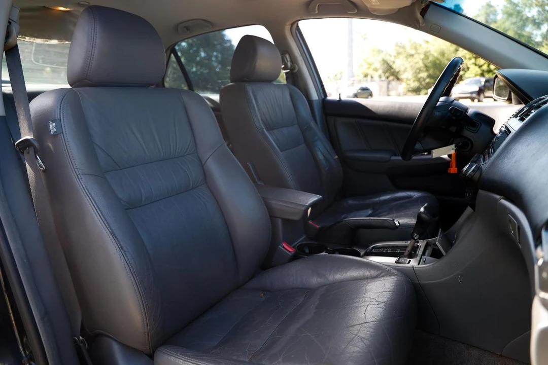 2005 Honda Accord 7th Gen - Image 16 of 21
