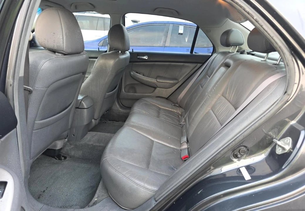 2005 Honda Accord 7th Gen - Image 13 of 15