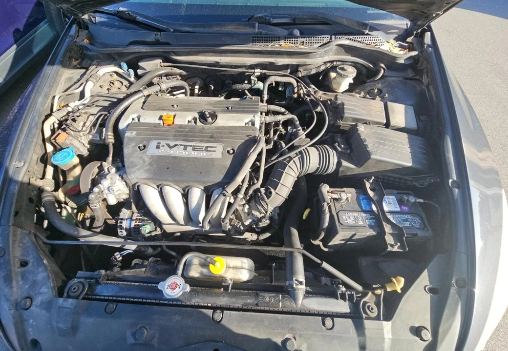 2005 Honda Accord 7th Gen - Image 15 of 15