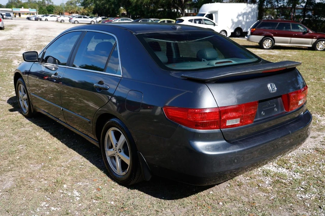 2005 Honda Accord 7th Gen - Image 5 of 21
