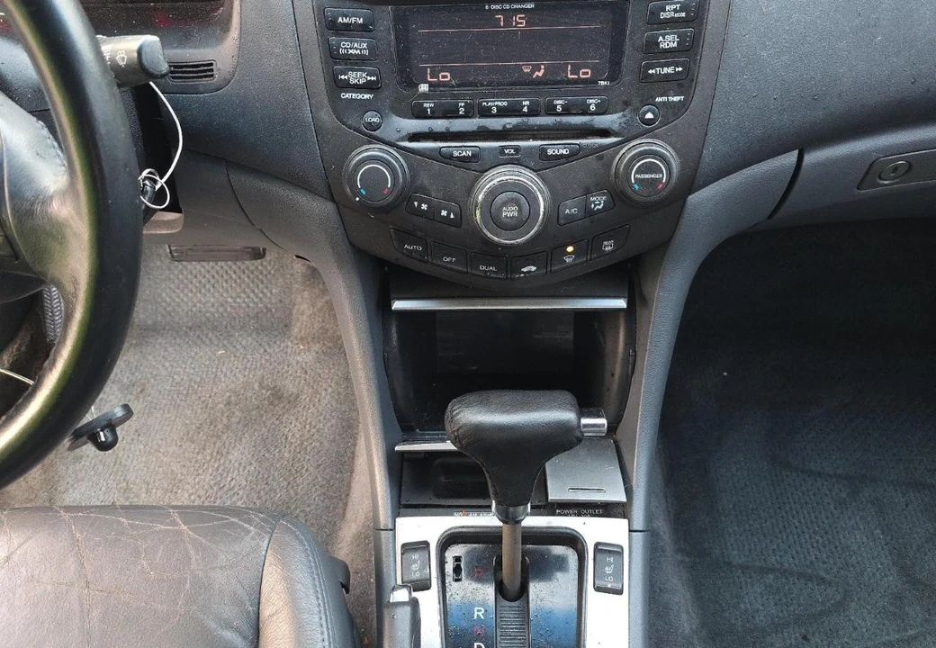2005 Honda Accord 7th Gen - Image 12 of 15