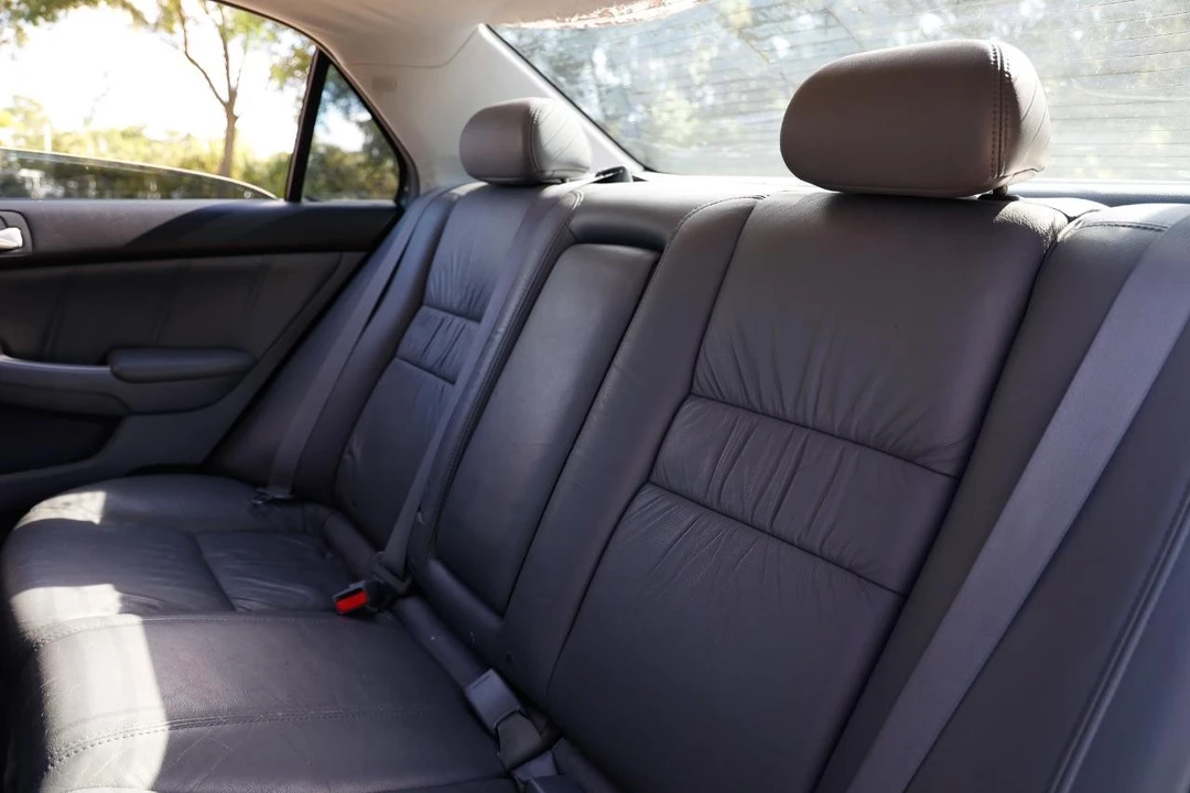 2005 Honda Accord 7th Gen - Image 8 of 21