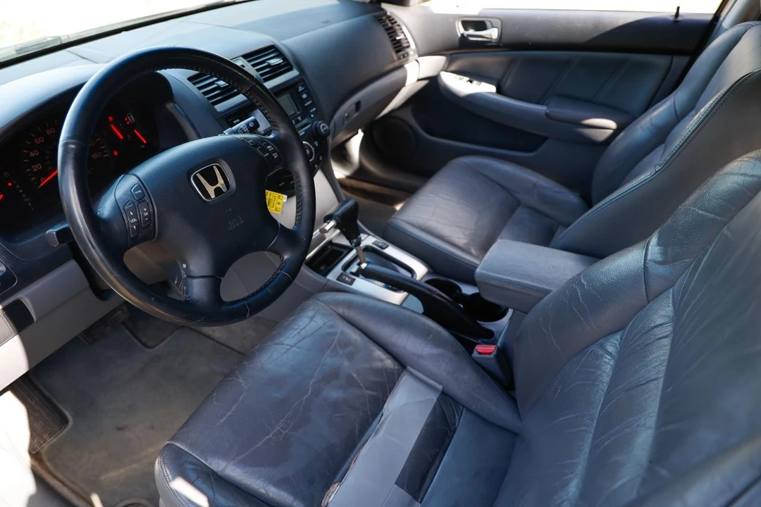 2005 Honda Accord 7th Gen - Image 4 of 21