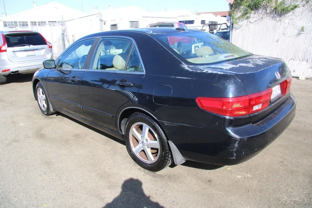 2005 Honda Accord 7th Gen - Image 5 of 21