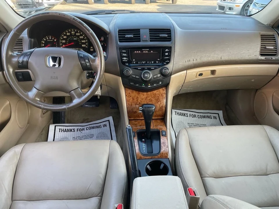 2005 Honda Accord 7th Gen - Image 10 of 17
