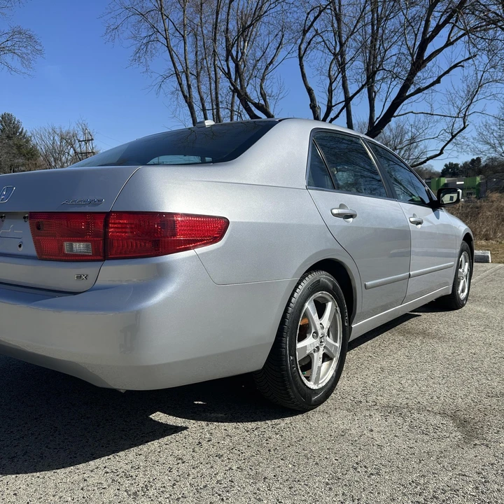 2005 Honda Accord 7th Gen - Image 4 of 12