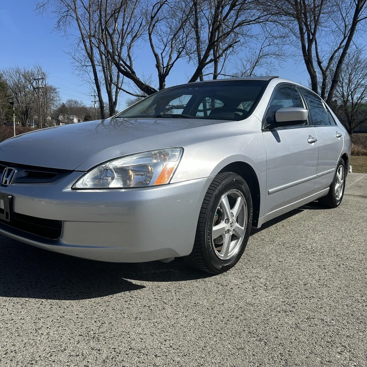 2005 Honda Accord 7th Gen - Image 10 of 12