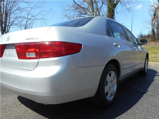 2005 Honda Accord 7th Gen - Image 4 of 12