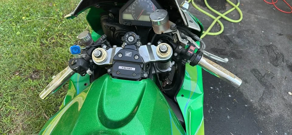 2005 Honda CBR - Image 6 of 7