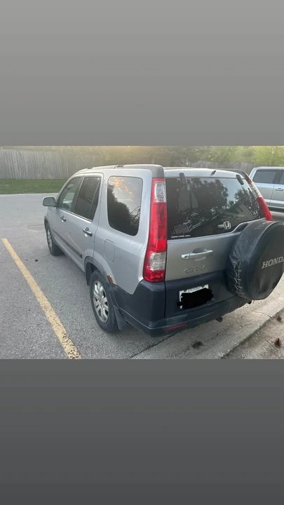 2005 Honda CR-V 2nd Gen - Image 7 of 14