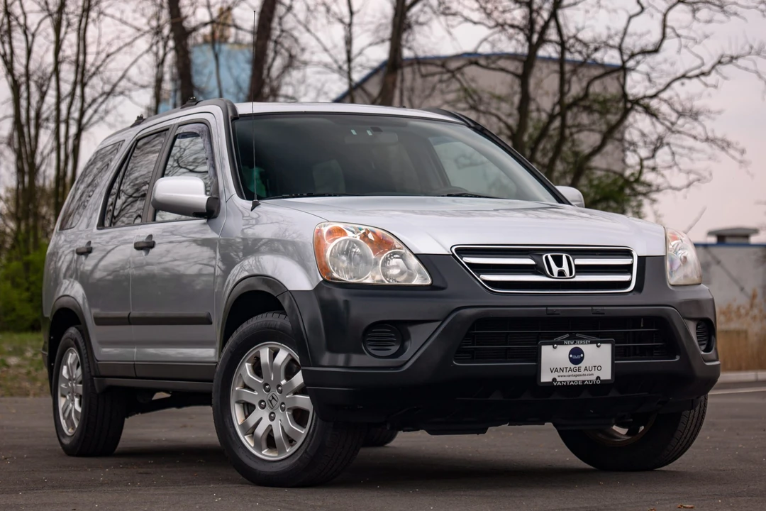 2005 Honda CR-V 2nd Gen - Image 26 of 31