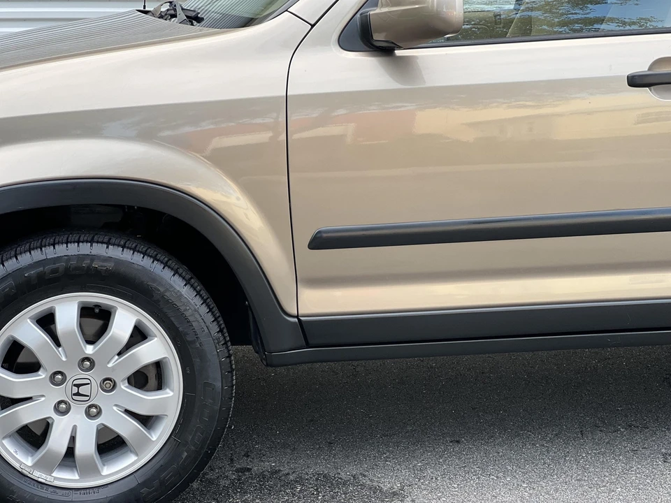 2005 Honda CR-V 2nd Gen - Image 27 of 31