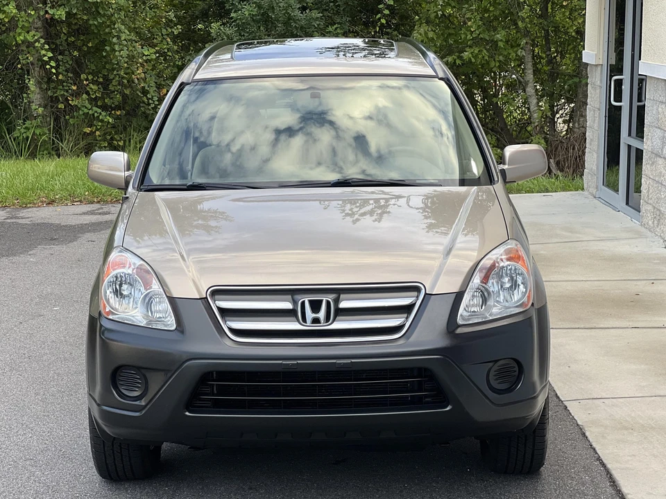 2005 Honda CR-V 2nd Gen - Image 23 of 31