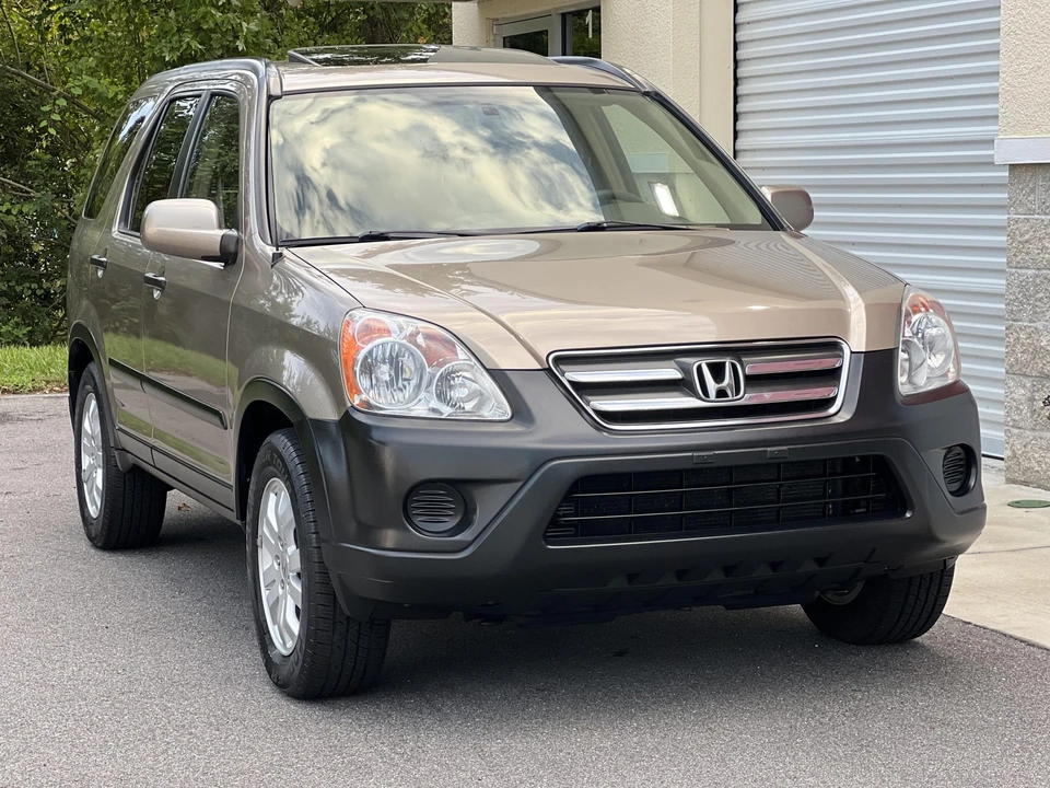 2005 Honda CR-V 2nd Gen - Image 22 of 31