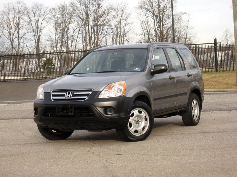 2005 Honda CR-V 2nd Gen - Image 3 of 12