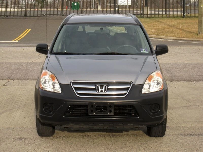 2005 Honda CR-V 2nd Gen - Image 5 of 12