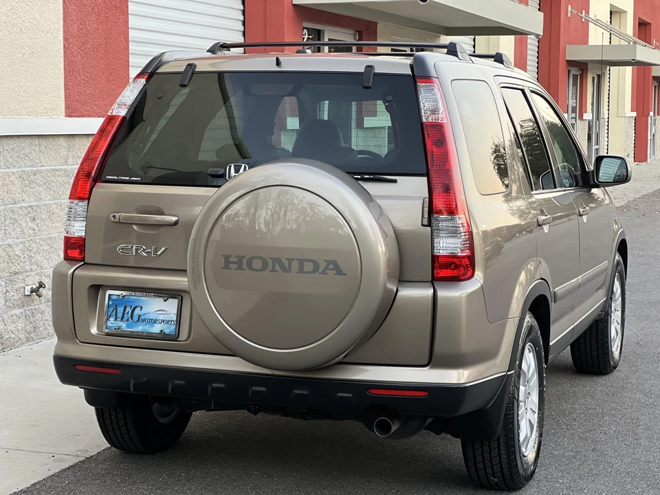 2005 Honda CR-V 2nd Gen - Image 20 of 31
