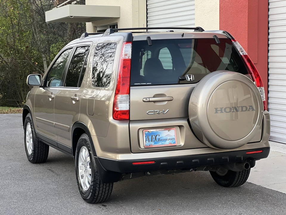 2005 Honda CR-V 2nd Gen - Image 24 of 31