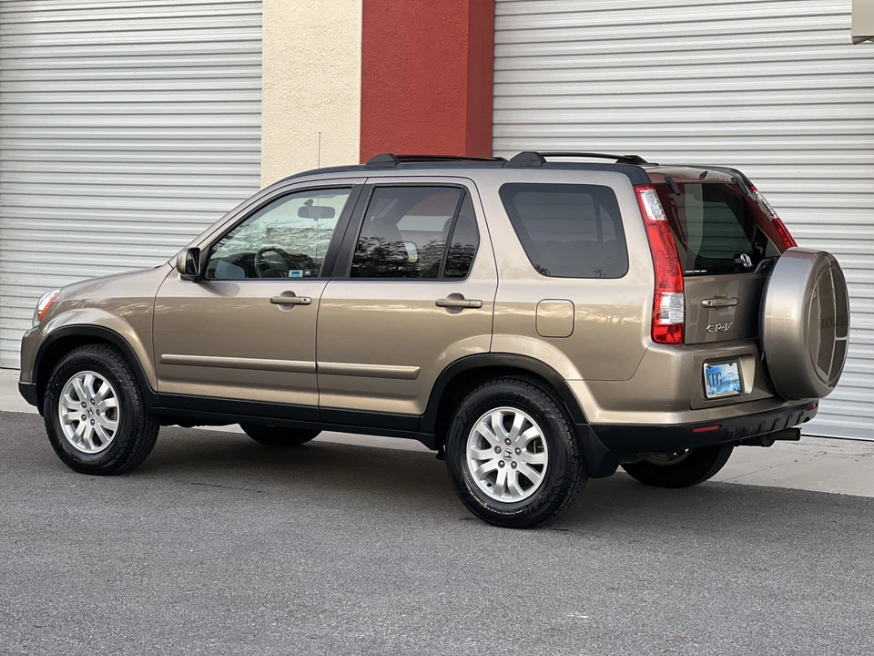 2005 Honda CR-V 2nd Gen - Image 28 of 31