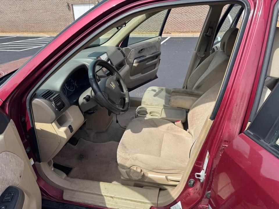 2005 Honda CR-V 2nd Gen - Image 6 of 13