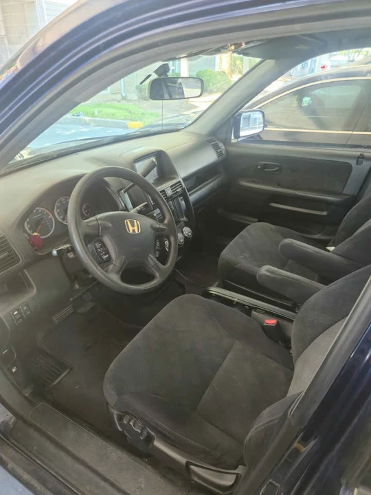 2005 Honda CR-V 2nd Gen - Image 8 of 8