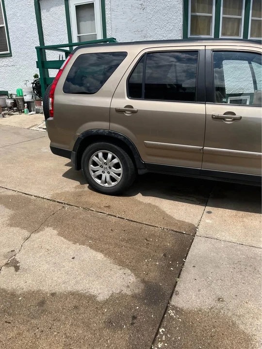 2005 Honda CR-V 2nd Gen - Image 7 of 9