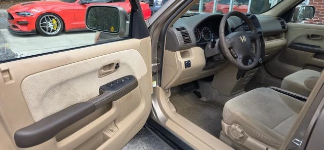 2005 Honda CR-V 2nd Gen - Image 9 of 20