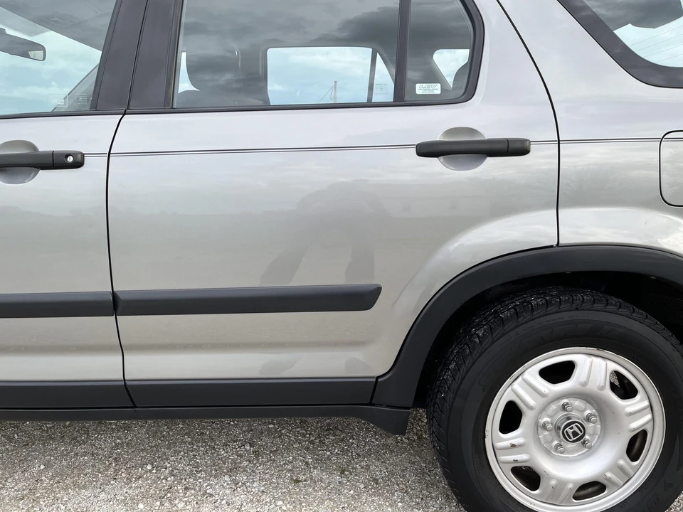 2005 Honda CR-V 2nd Gen - Image 23 of 31