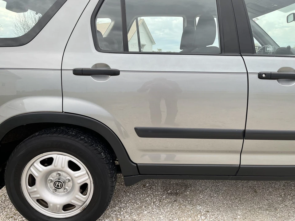 2005 Honda CR-V 2nd Gen - Image 26 of 31